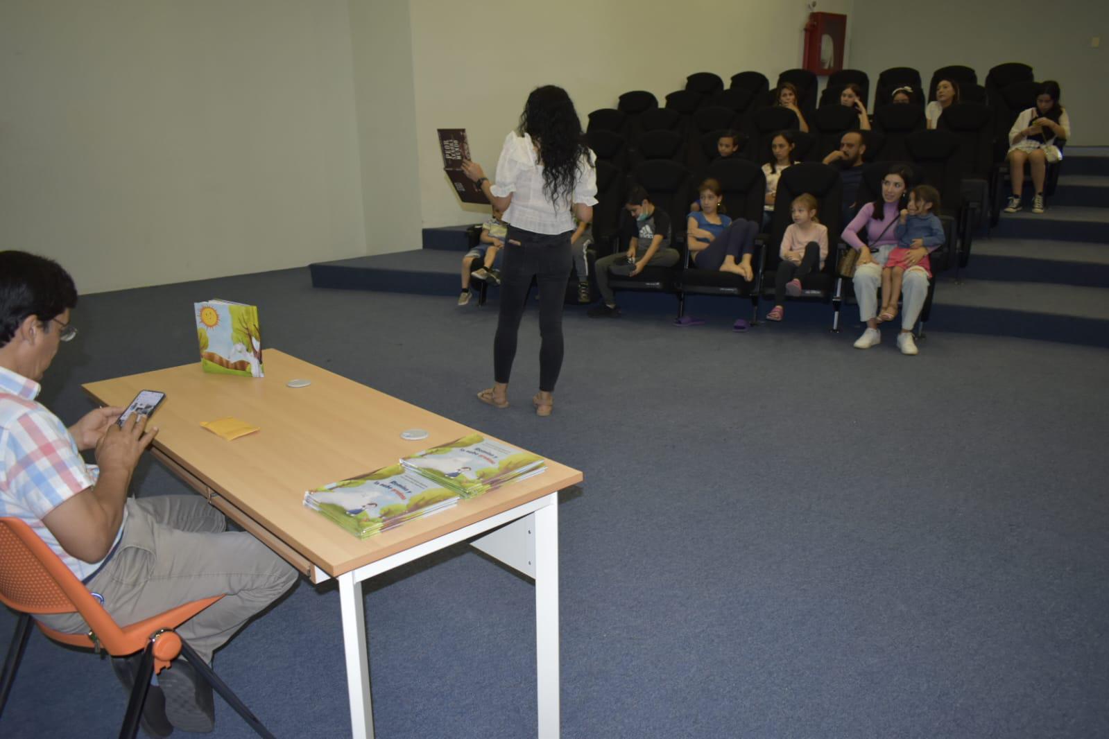 $!La lectura se llevó a cabo en la Biblioteca Gilberto Owen.