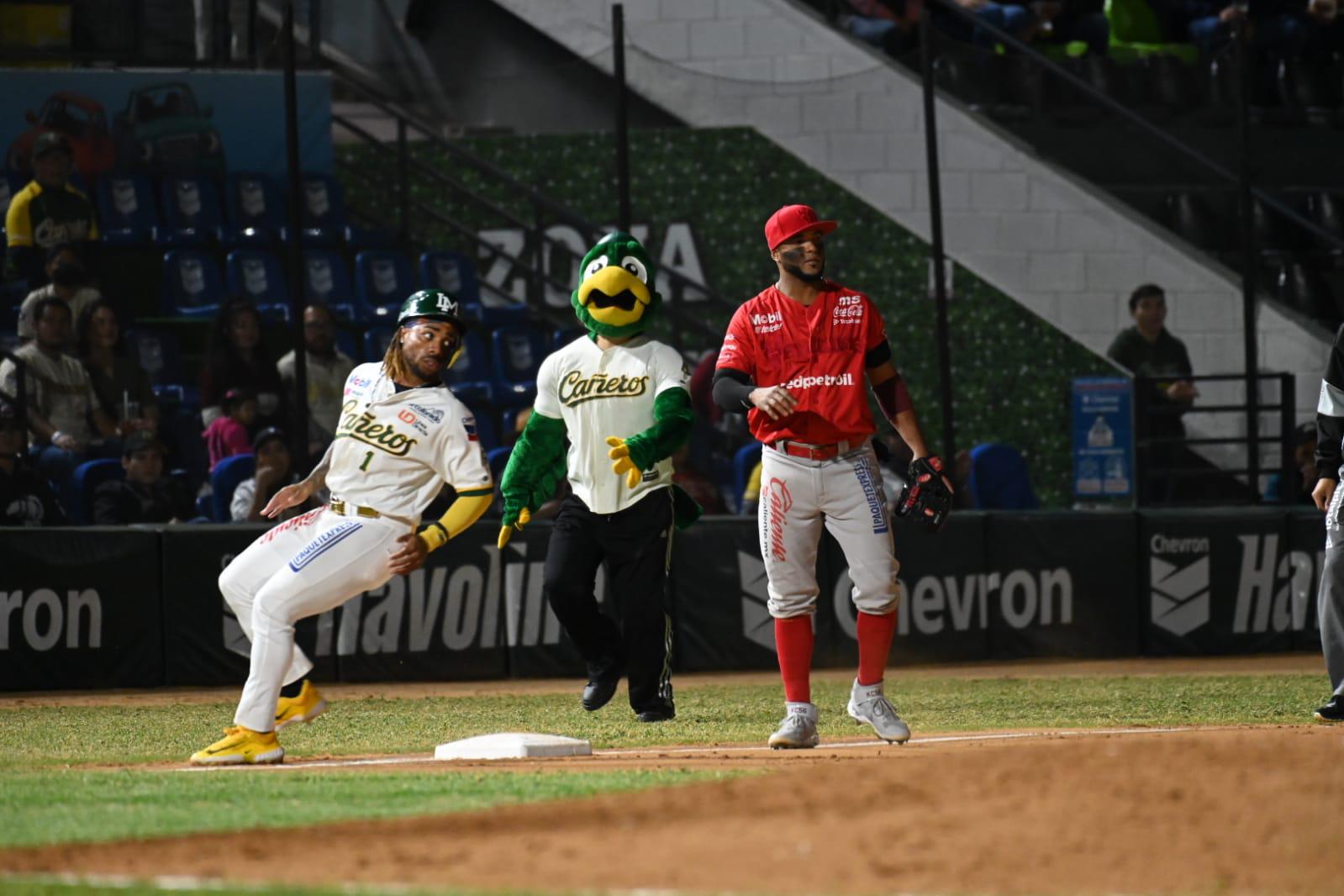 $!Venados de Mazatlán blanquea a Cañeros de Los Mochis para volver a la senda ganadora