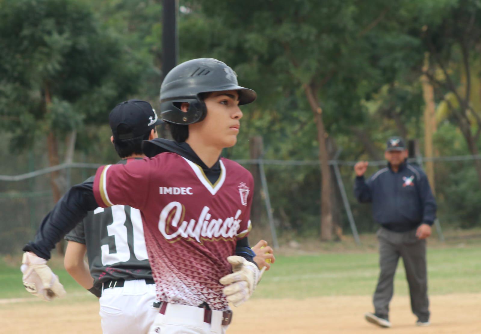 $!Complicado debut de Mazatlán en la Juvenil Mayor de softbol
