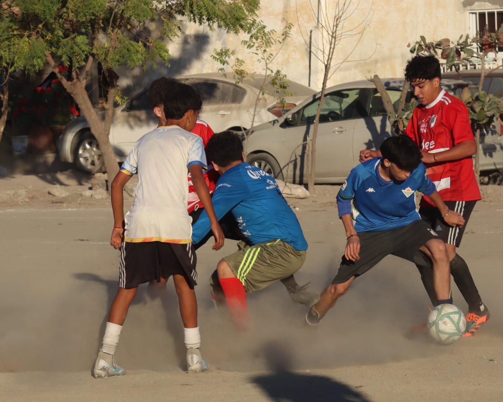 $!Premian a los campeones del Torneo de Futbol de las Colonias Populares