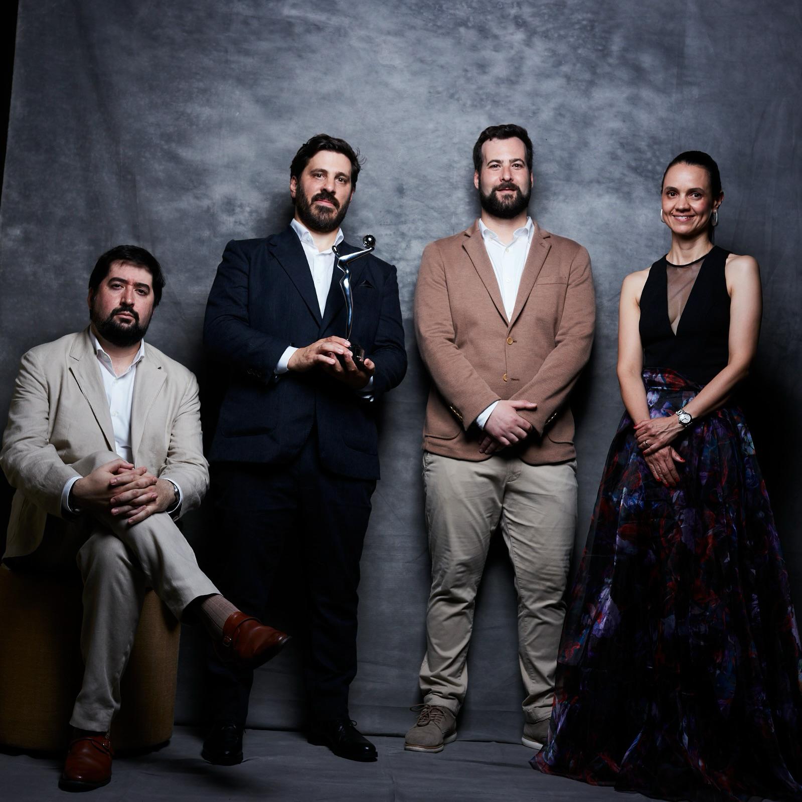 $!‘Barrabrava’ obtuvo el Premio Platino a la Mejor Miniserie o Teleserie Cinematográfica.