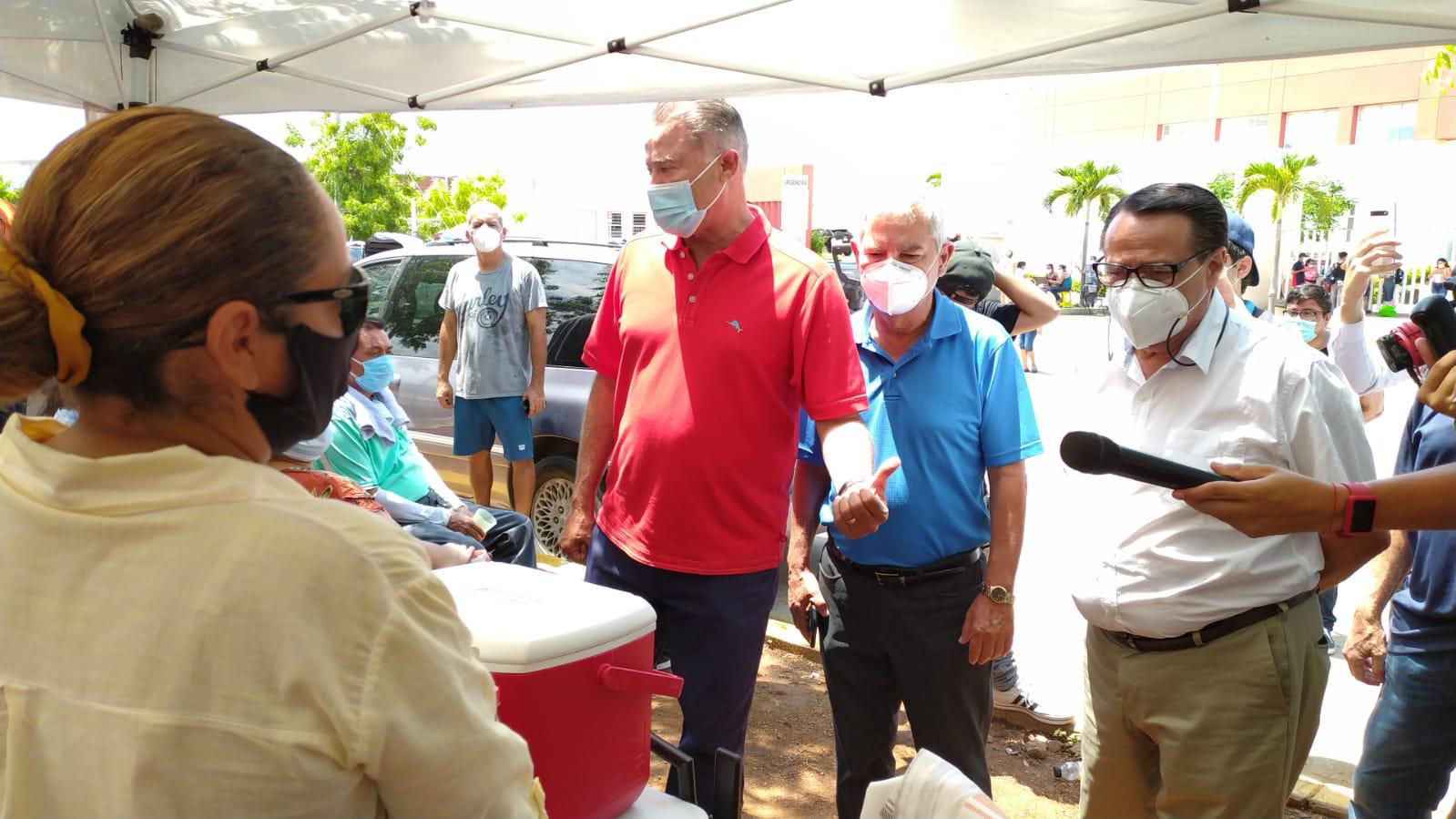 $!Reconoce Quirino falta de medicamento para pacientes con Covid en Sinaloa