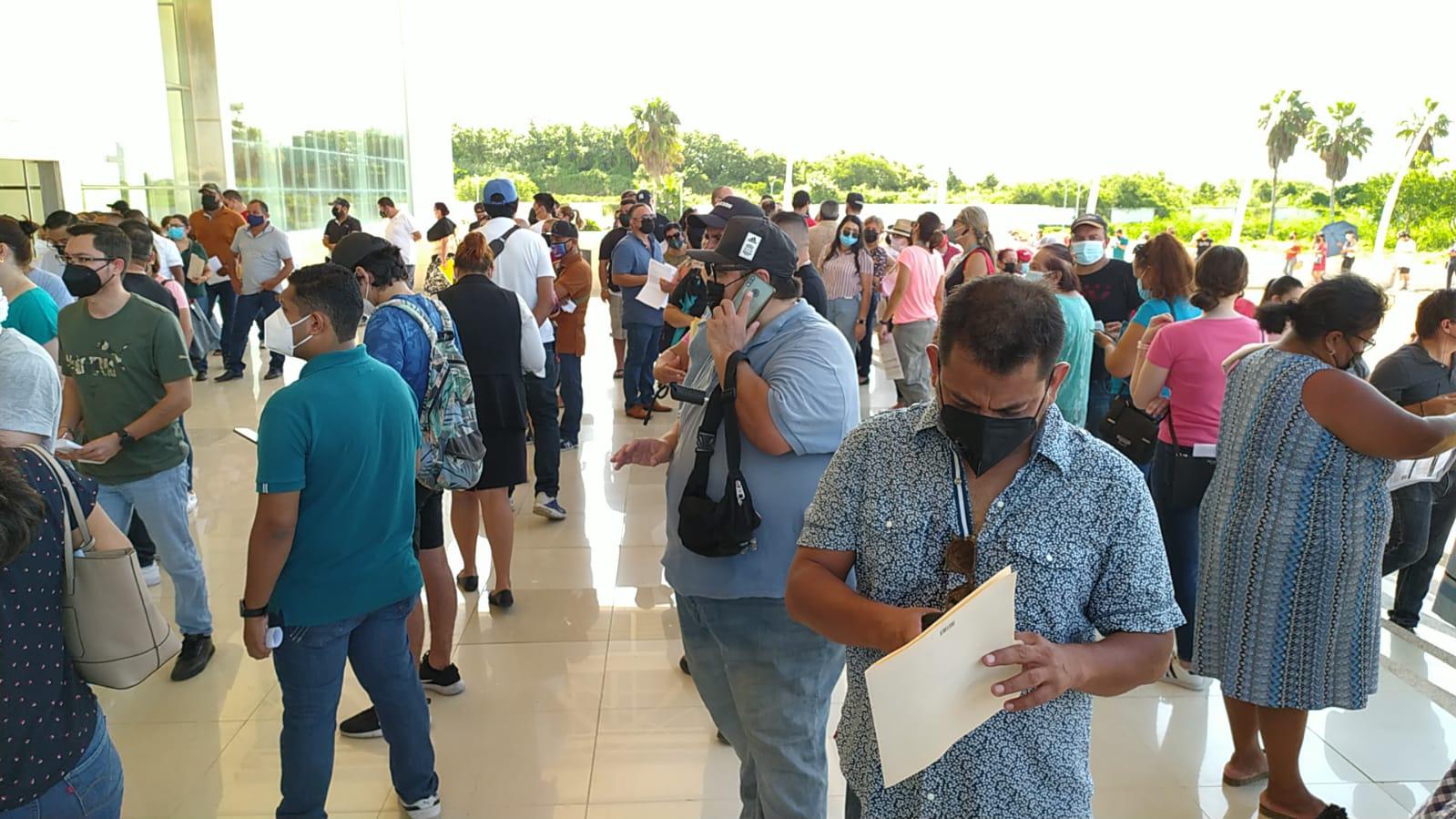 $!Buena respuesta de la población para recibir la vacuna contra el Covid en Mazatlán