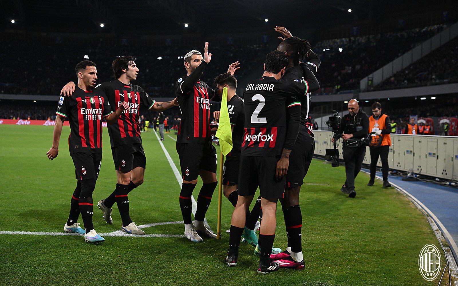 $!El Milán golea sorpresivamente al Napoli