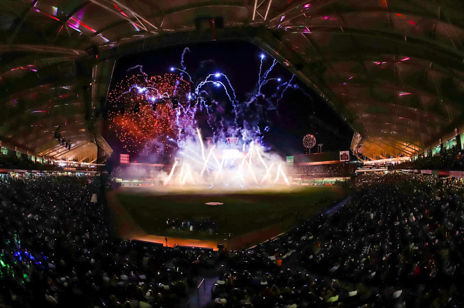 $!Con inauguración a reventar se pinta de guinda estadio de los Tomateros