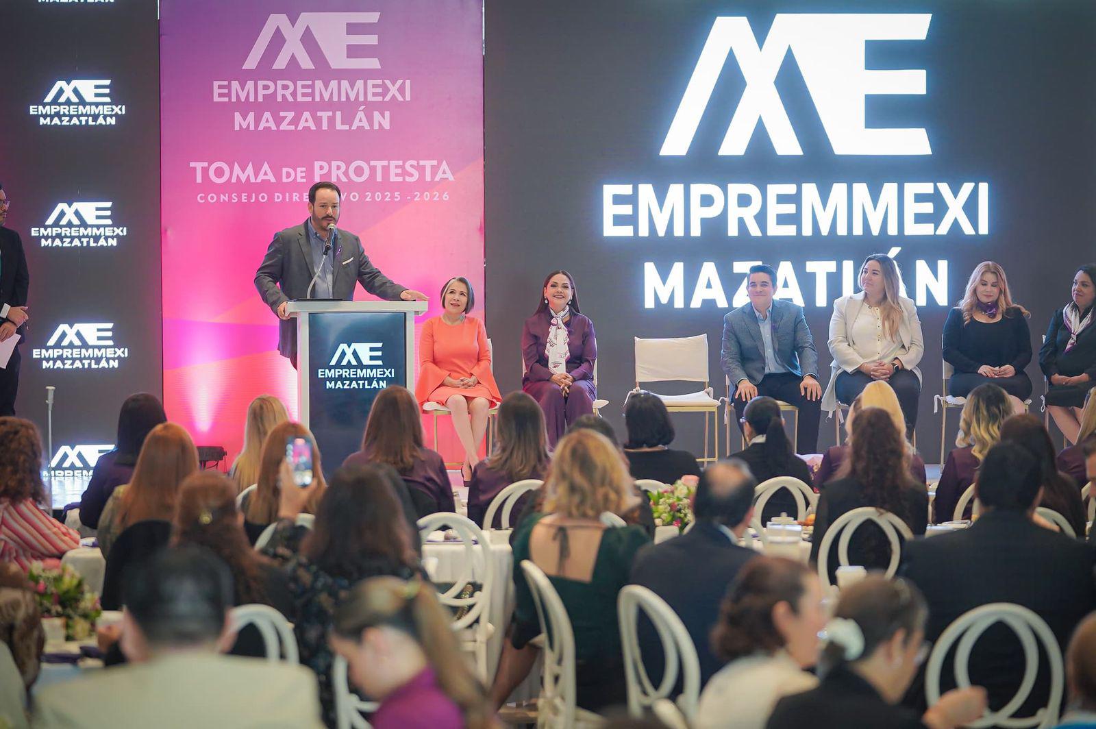 $!Reconocen el liderazgo y la entrega de mujeres empresarias en Sinaloa