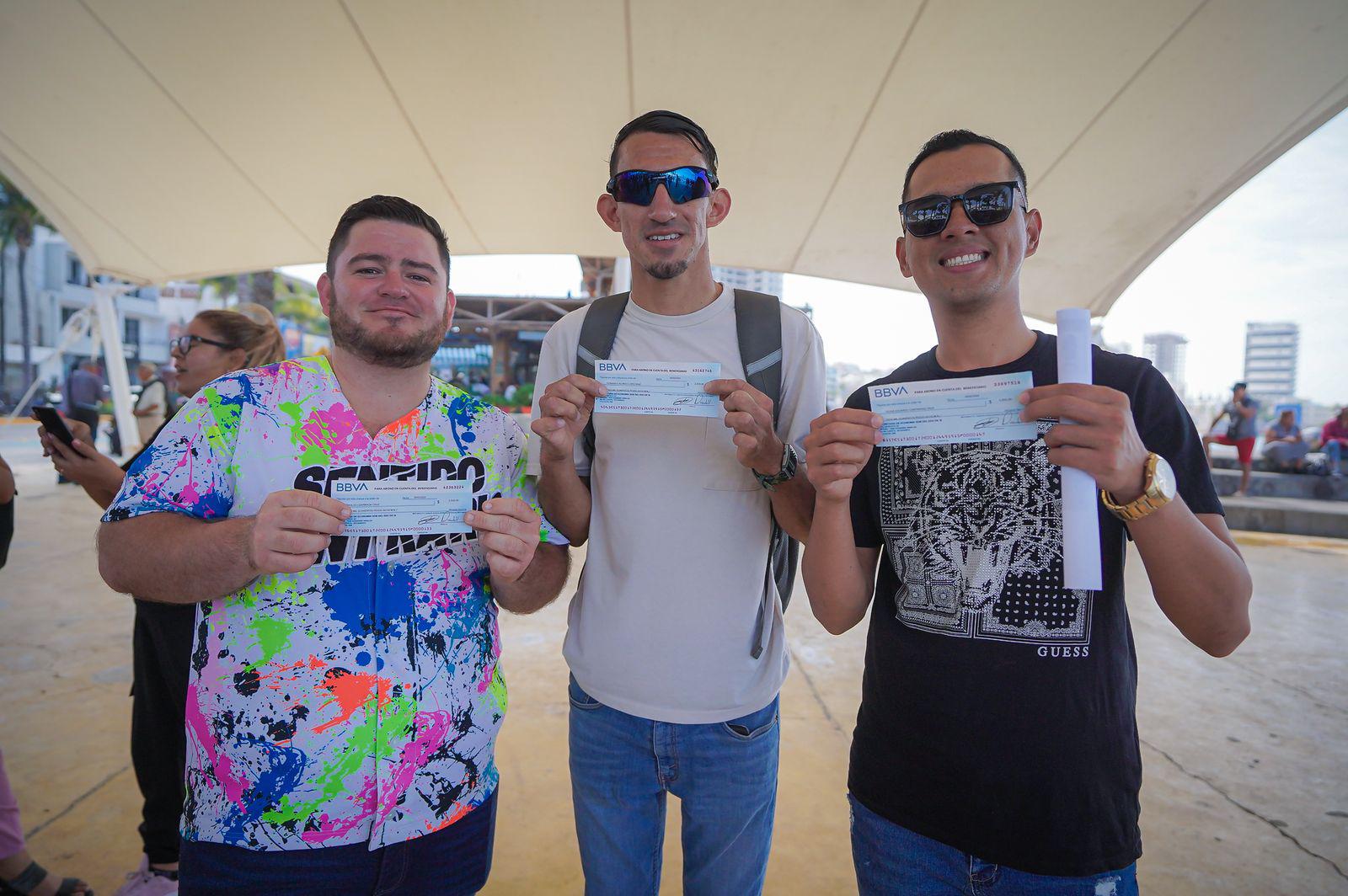 $!Otorgan apoyos económicos para músicos de Mazatlán