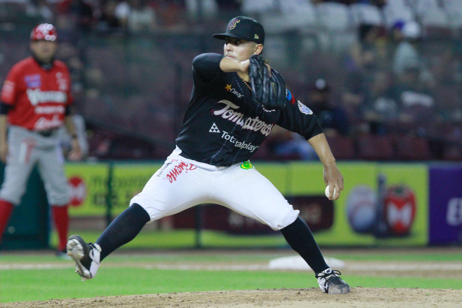 $!Francisco Lugo da el triunfo a Tomateros en la ‘Guerra Civil’ ante Venados