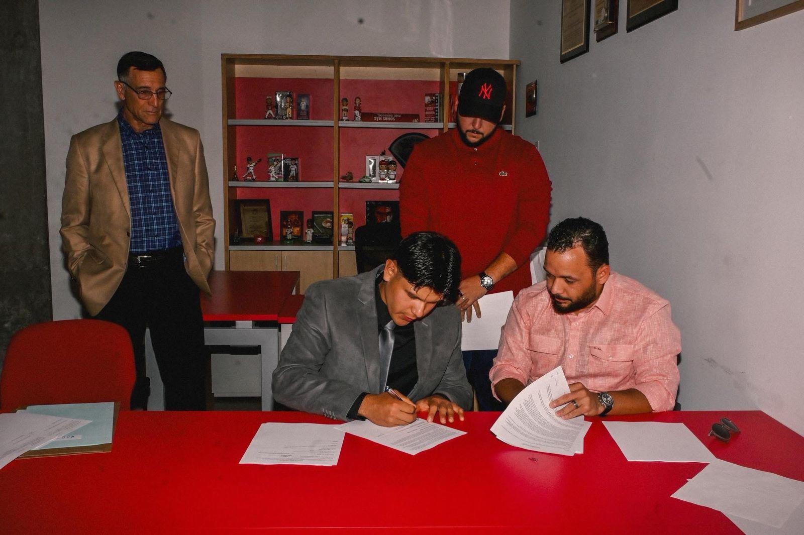 $!José Lavagnino: el joven talento sinaloense que firma con los Yanquis de Nueva York