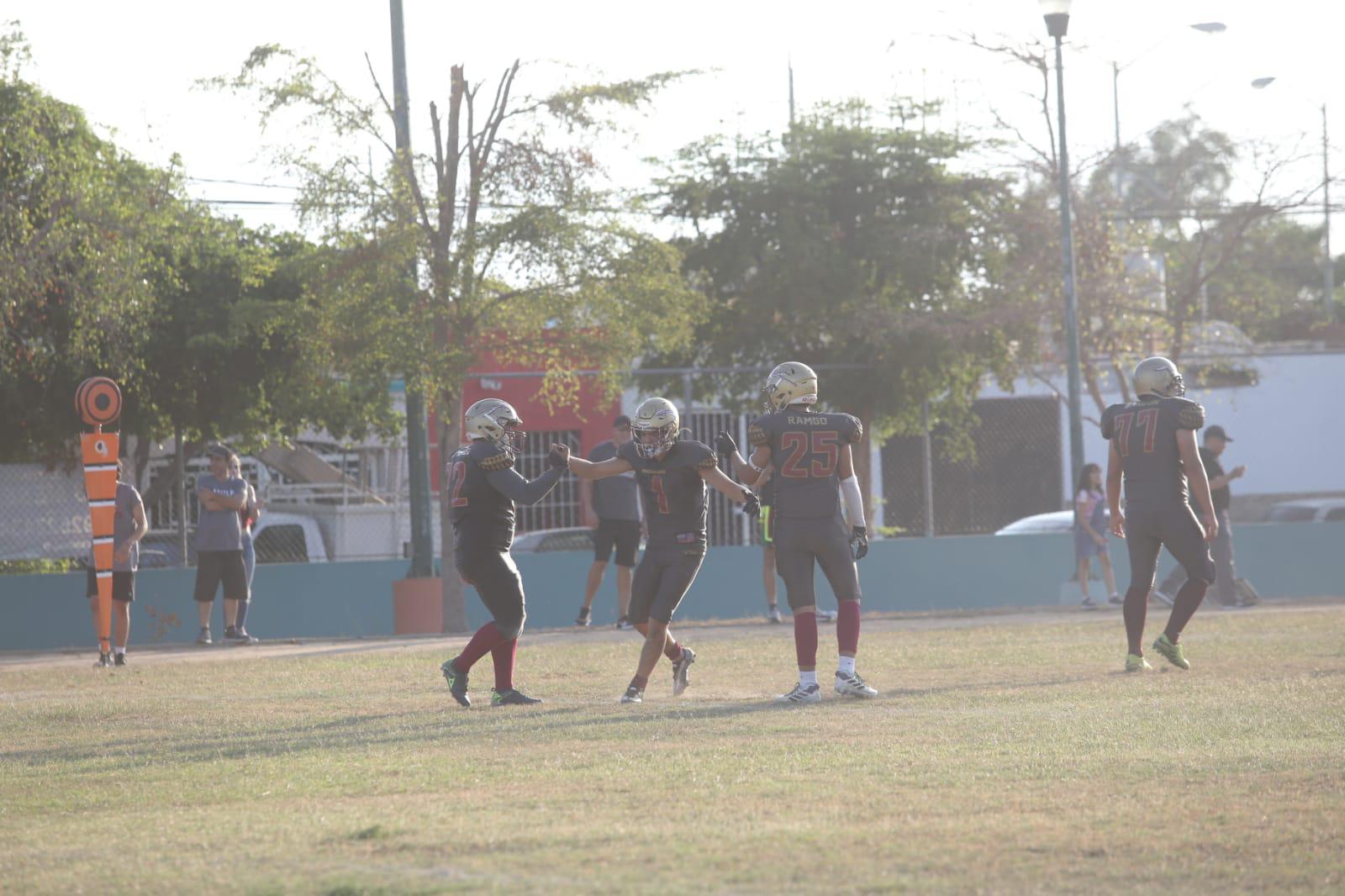 $!Pieles Rojas domina de principio a fin categoría Juvenil Menor