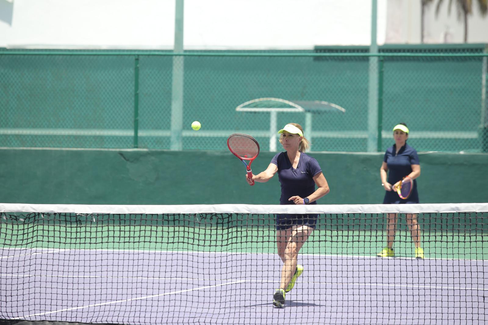 $!Concluye torneo de tenis femenil, en Casa Club del Cid