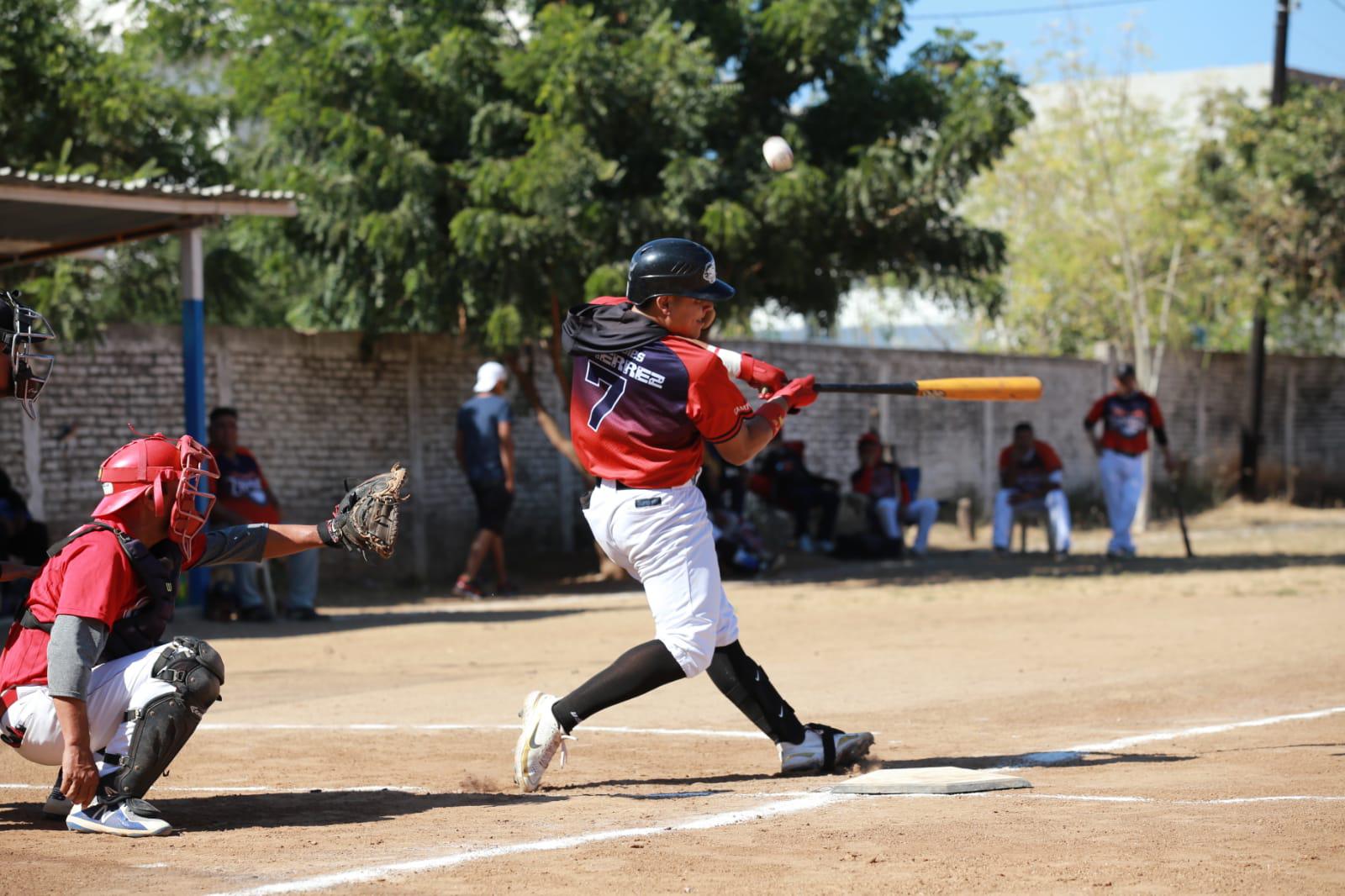 $!Materiales Gutiérrez empareja la final de la Liga de Beisbol ‘CB’ del Polluelos
