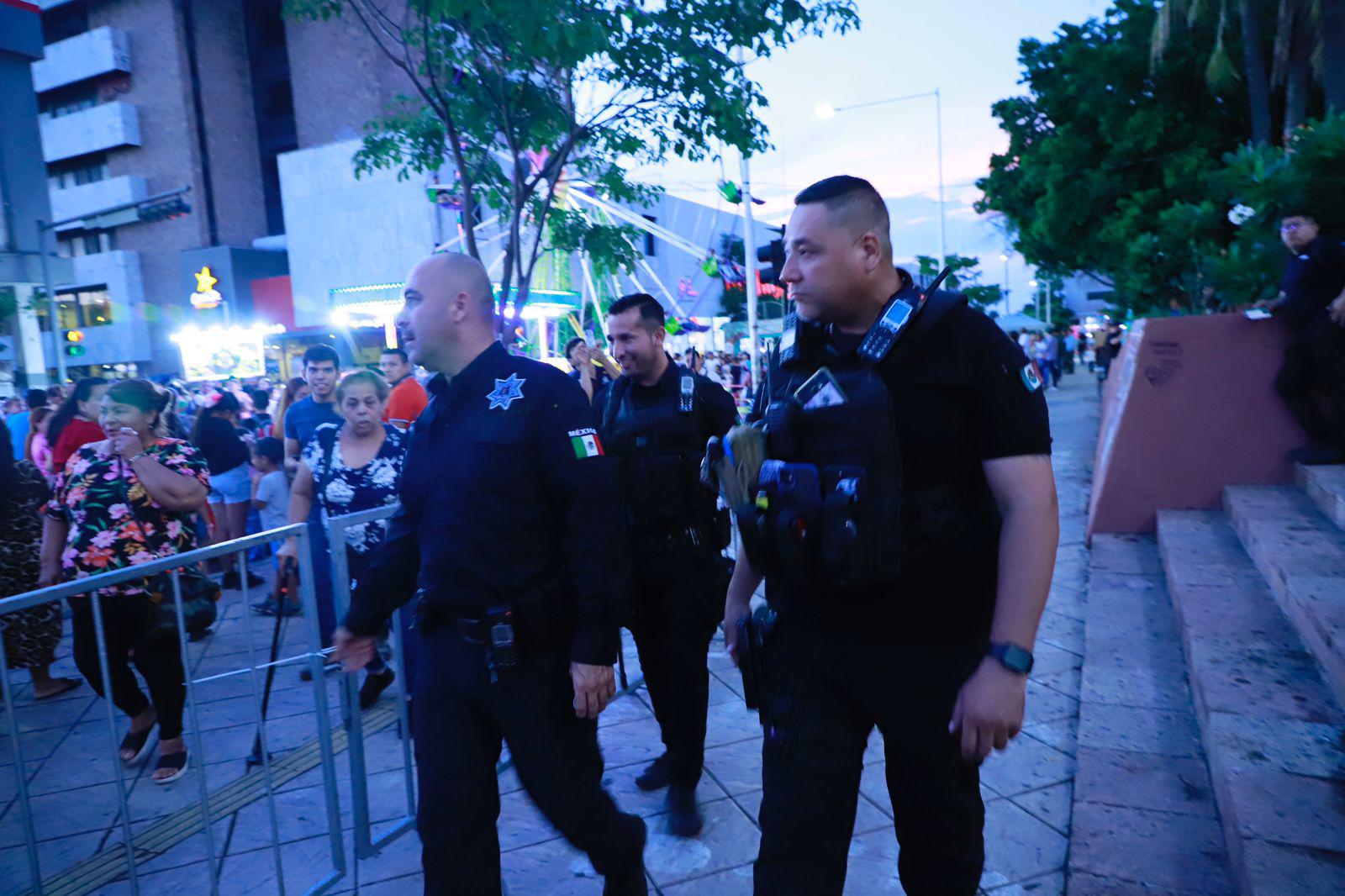 $!Rodean 300 agentes de seguridad Feria del 492 Aniversario de Culiacán
