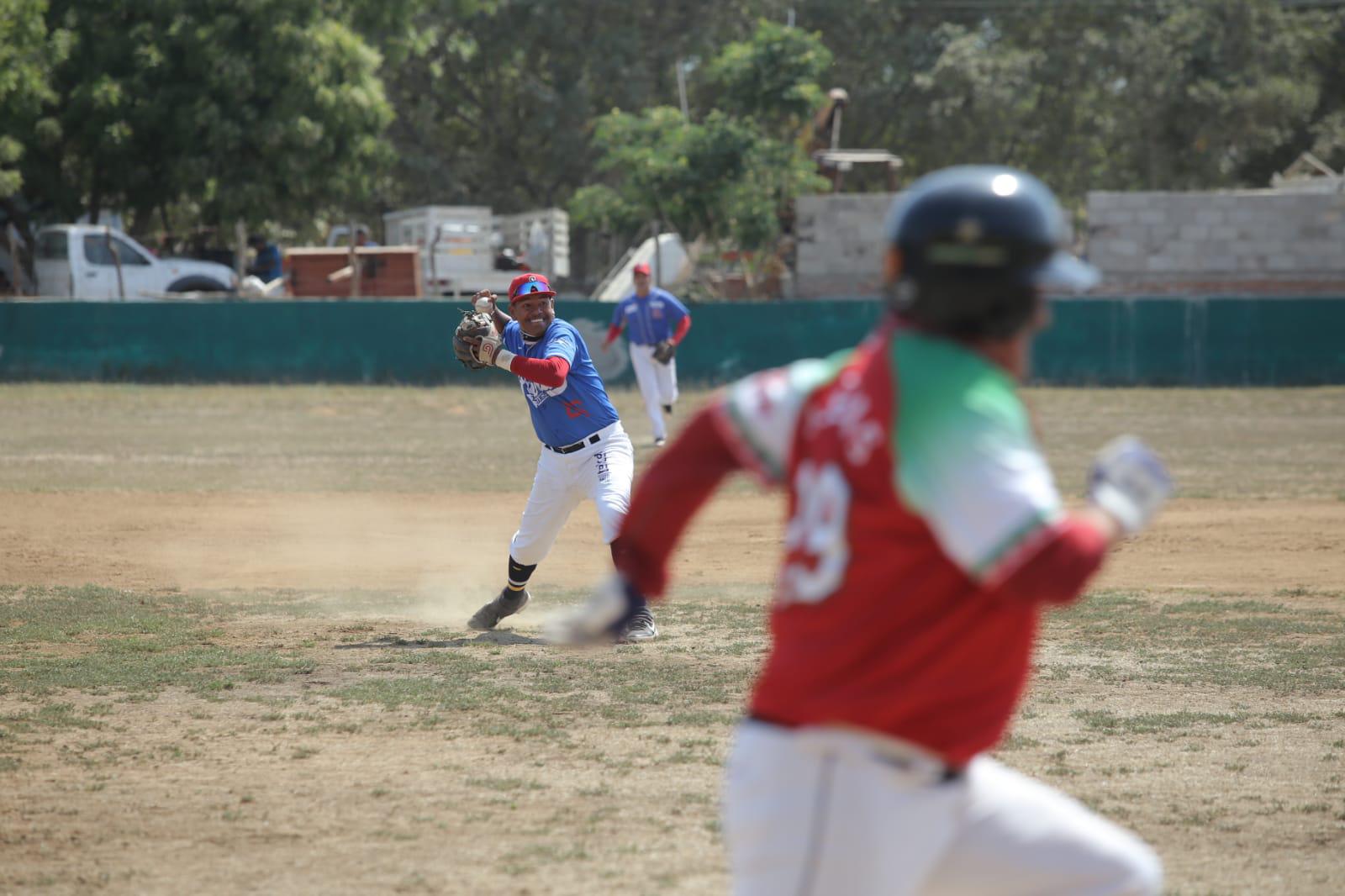 $!Saltillo golpea primero a Durango al arrancar en Mazatlán Nacional de Beisbol Samay’s