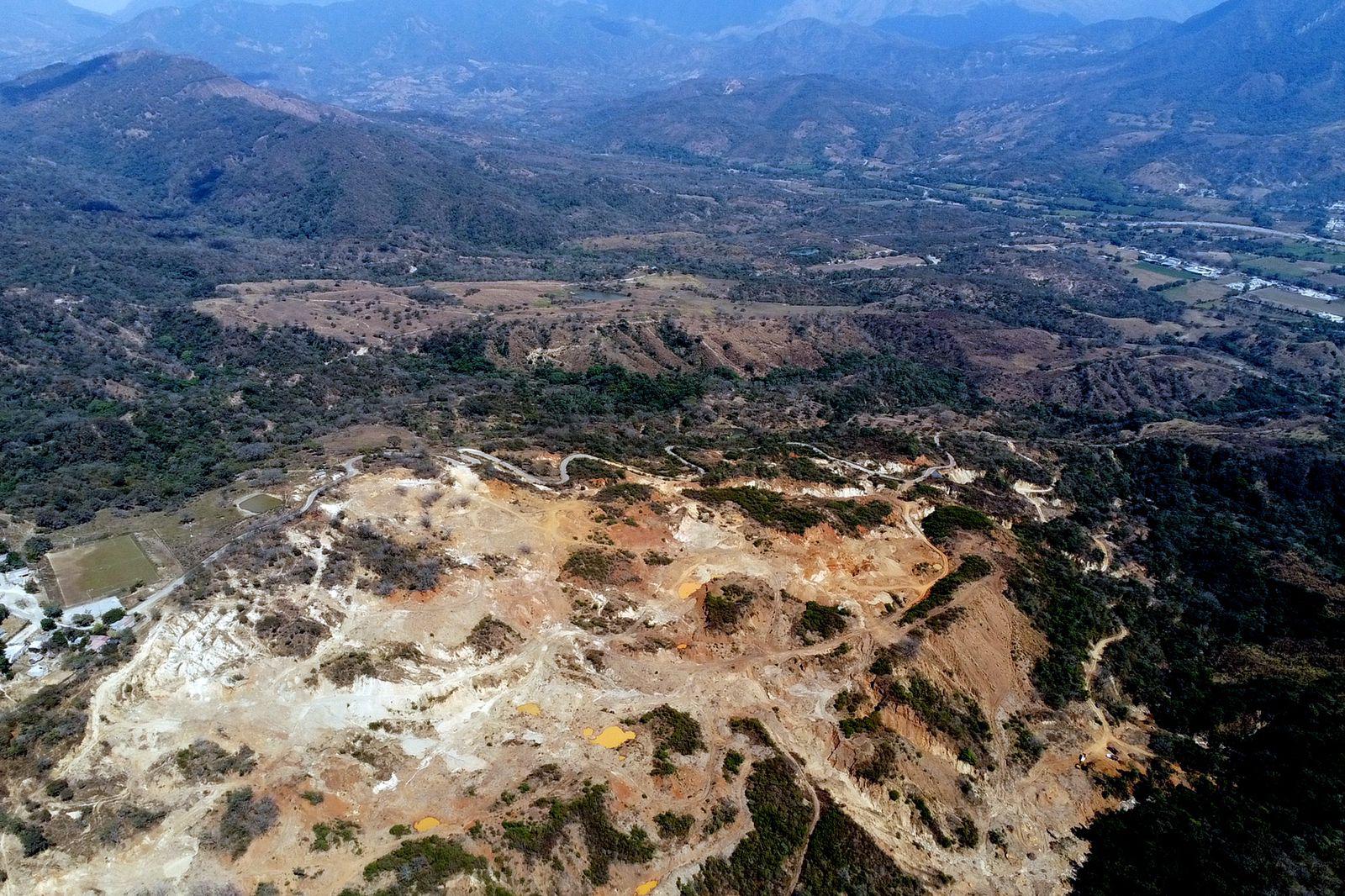 $!Una de las áreas en donde se ha extendido la actividad minera en Manantlán.