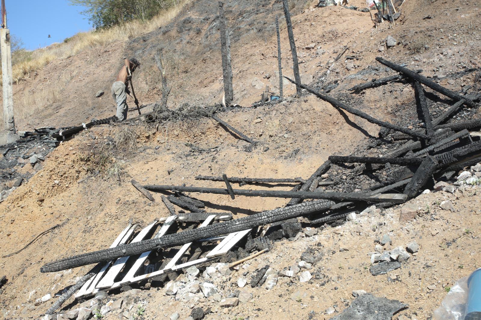 $!Incendio en El Rinconcito los dejó sin nada