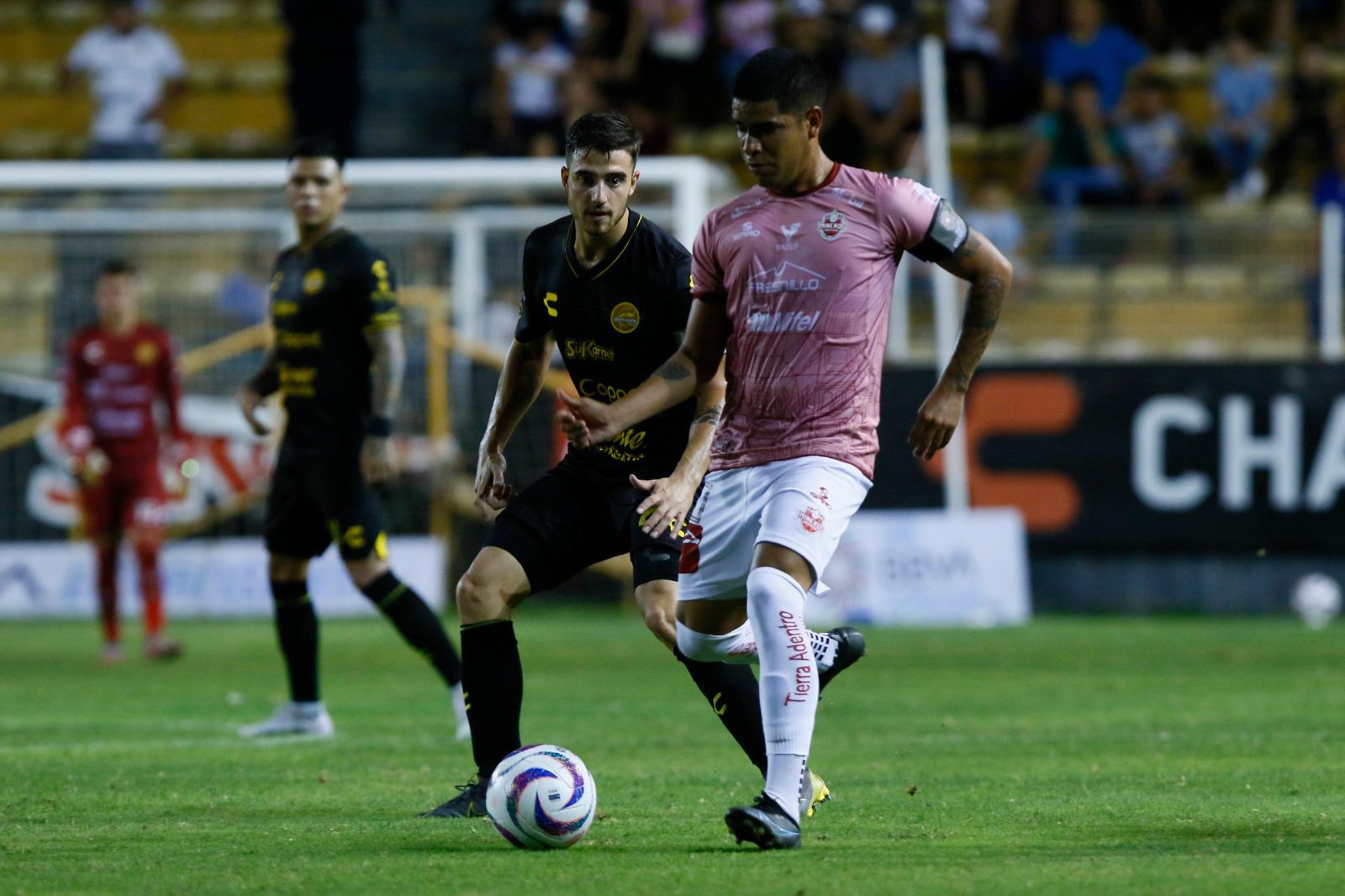 $!Dorados de Sinaloa golea al sublíder Mineros de Zacatecas
