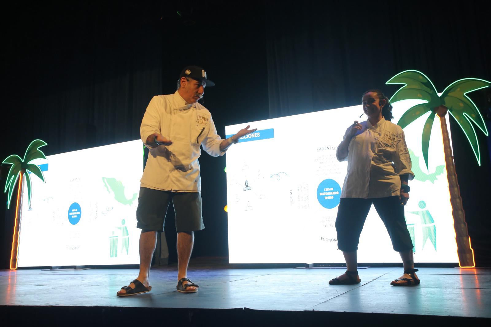 $!Si se cocina y se desarrolla una comunidad, ya aplica la sustentabilidad: Chef Aquiles Chávez