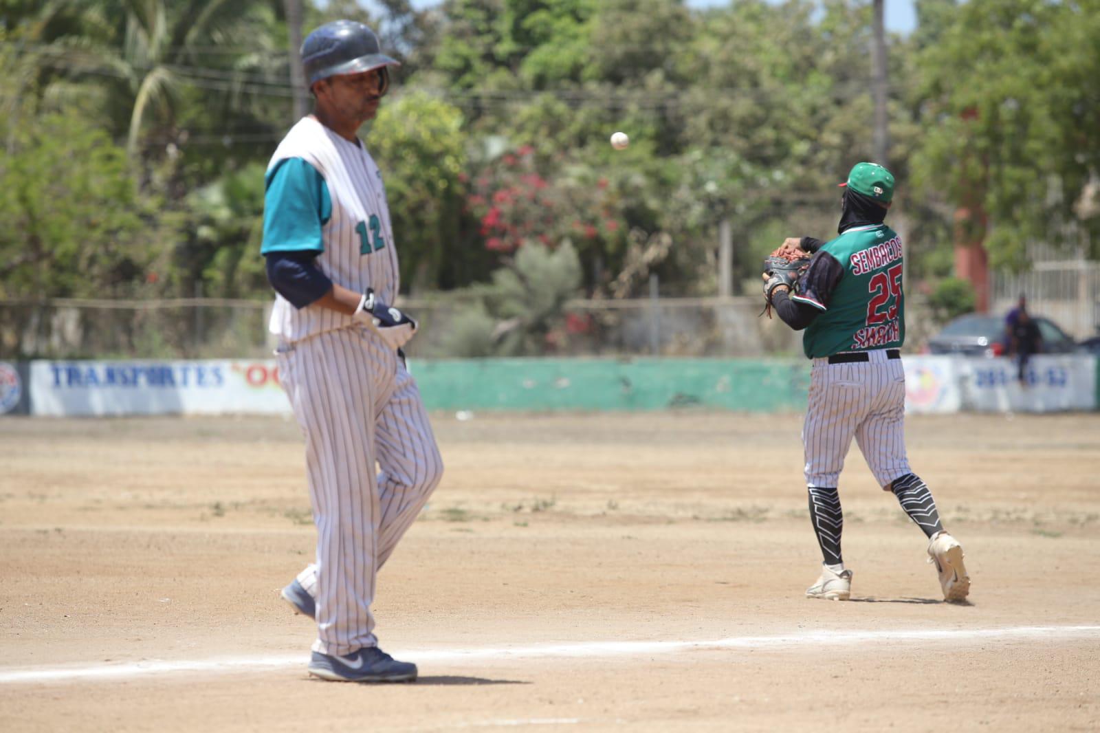 $!Novena sinaloense de Águilas Sembacosin se corona en Nacional de Beisbol