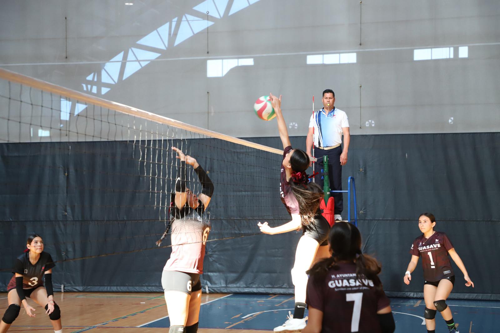$!Guasave domina voleibol femenil en los estatales