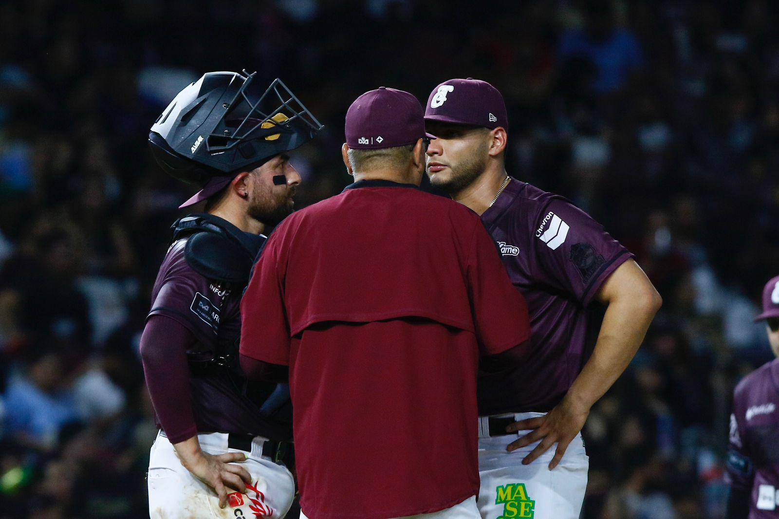 $!Algodoneros de Guasave arruina la fiesta de Tomateros de Culiacán