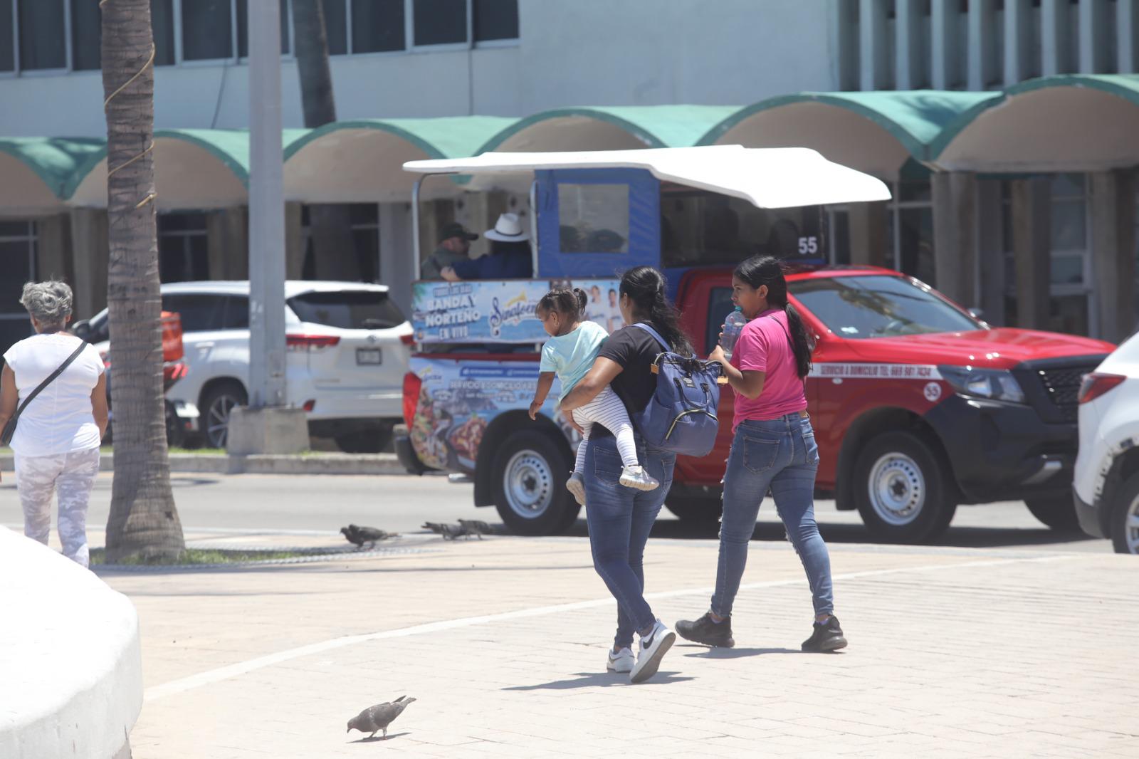 $!Mazatlán resiste jornada sofocante con sensación térmica de 38 °C y humedad elevada