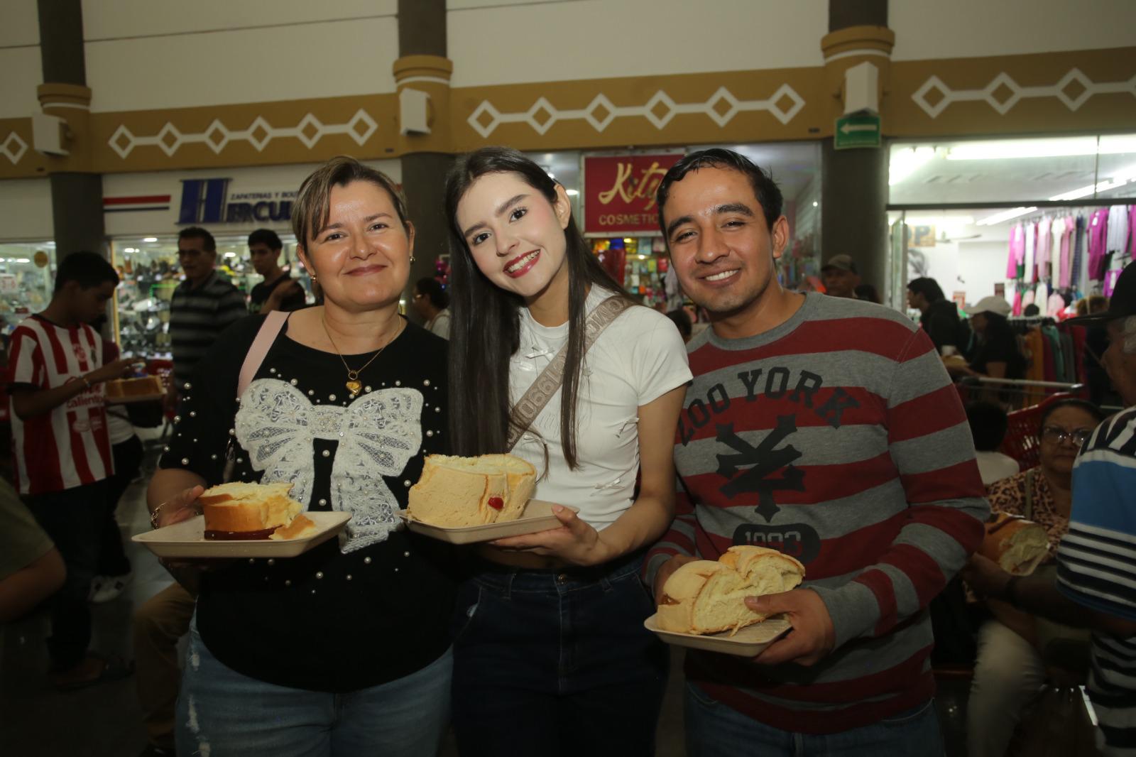 $!Karen Morales, Karen Valdez y Ulises Tirado.