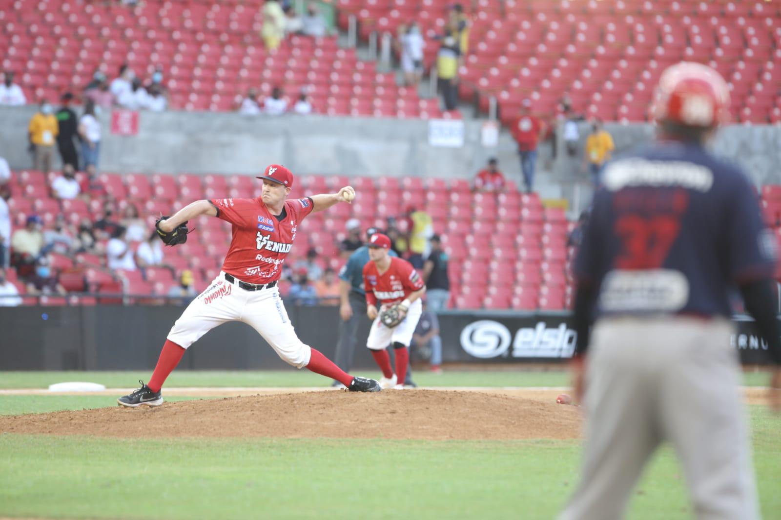 $!Mayos apalea a Venados y se lleva la serie en el puerto