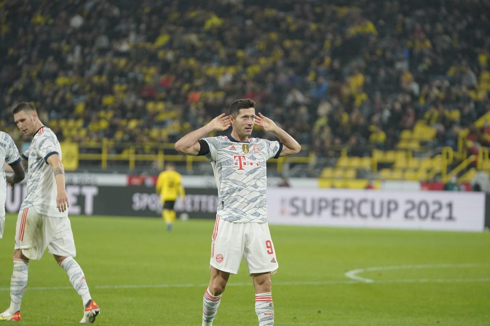 $!Bayern Munich gana la Supercopa de Alemania con doblete de Lewandowski