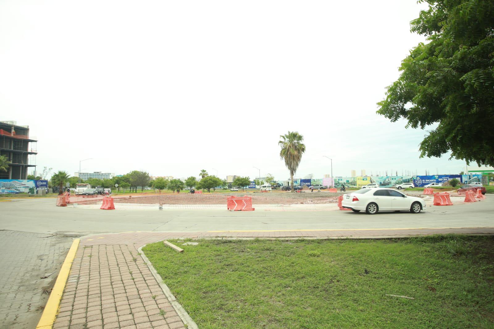 $!Recortan glorieta en la Marina; instalarán venado gigante