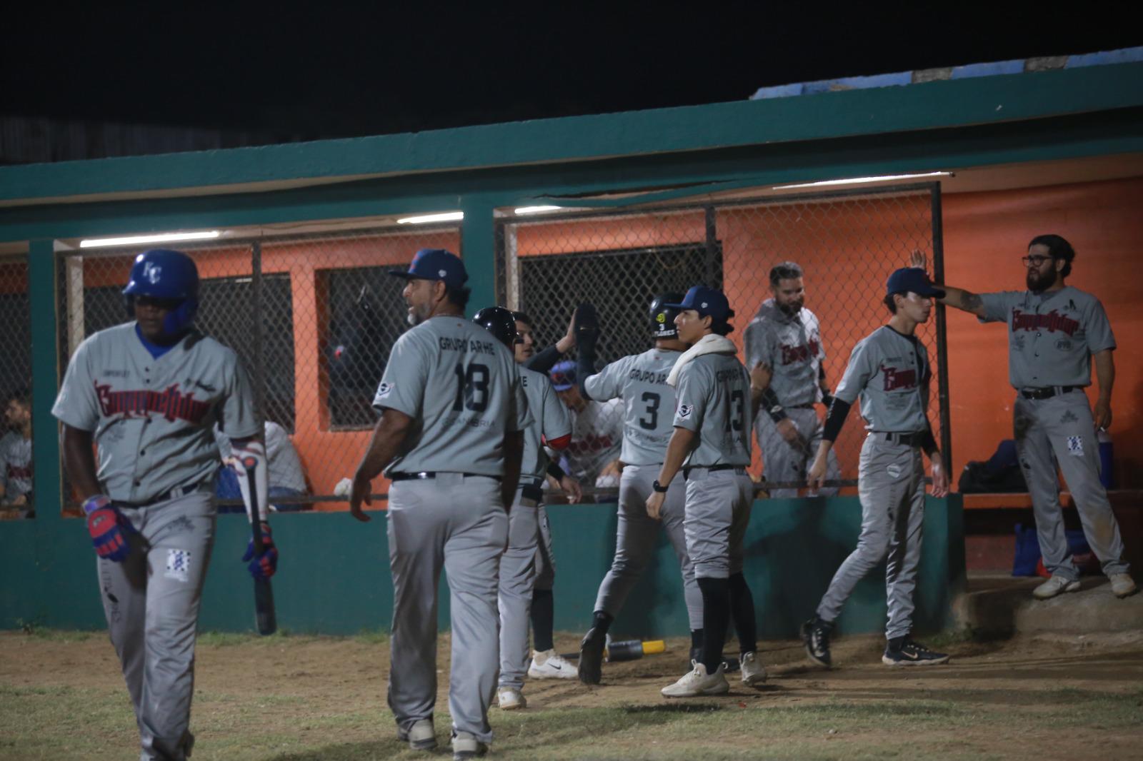 $!Cobras inyecta su ‘veneno’ sobre El Competidor
