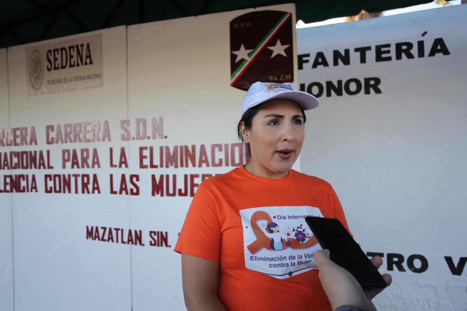 $!Militares y ciudadanos corren para erradicar violencia contra las mujeres