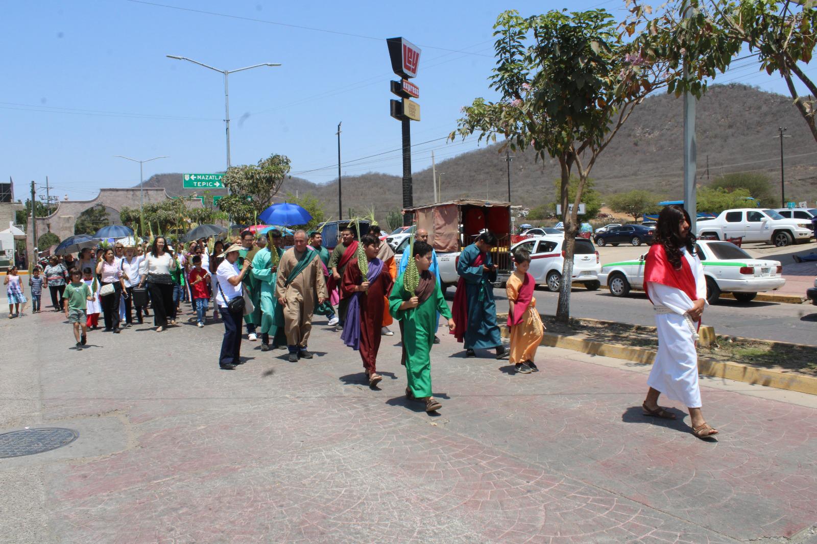 $!Párroco de El Rosario llama a fieles en Domingo de Ramos a vivir ‘santamente’ esta Semana Santa