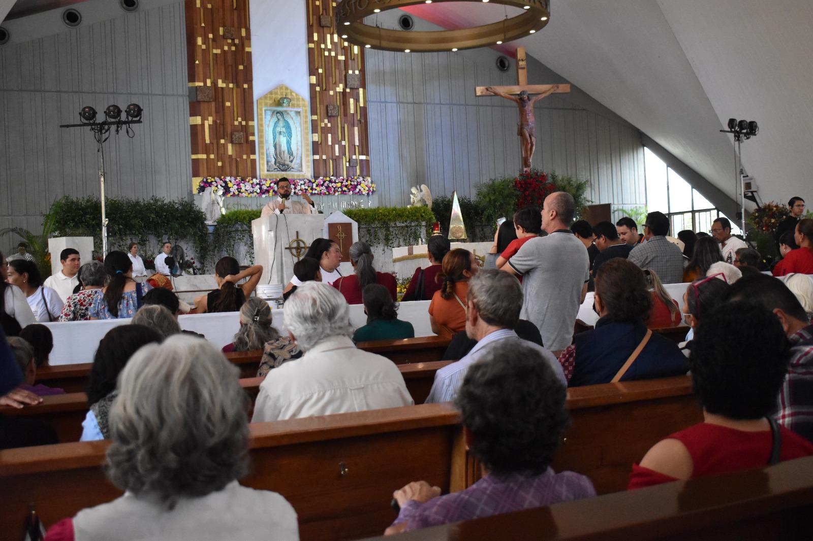 $!Llegan a La Lomita para agradecer a la Virgen de Guadalupe