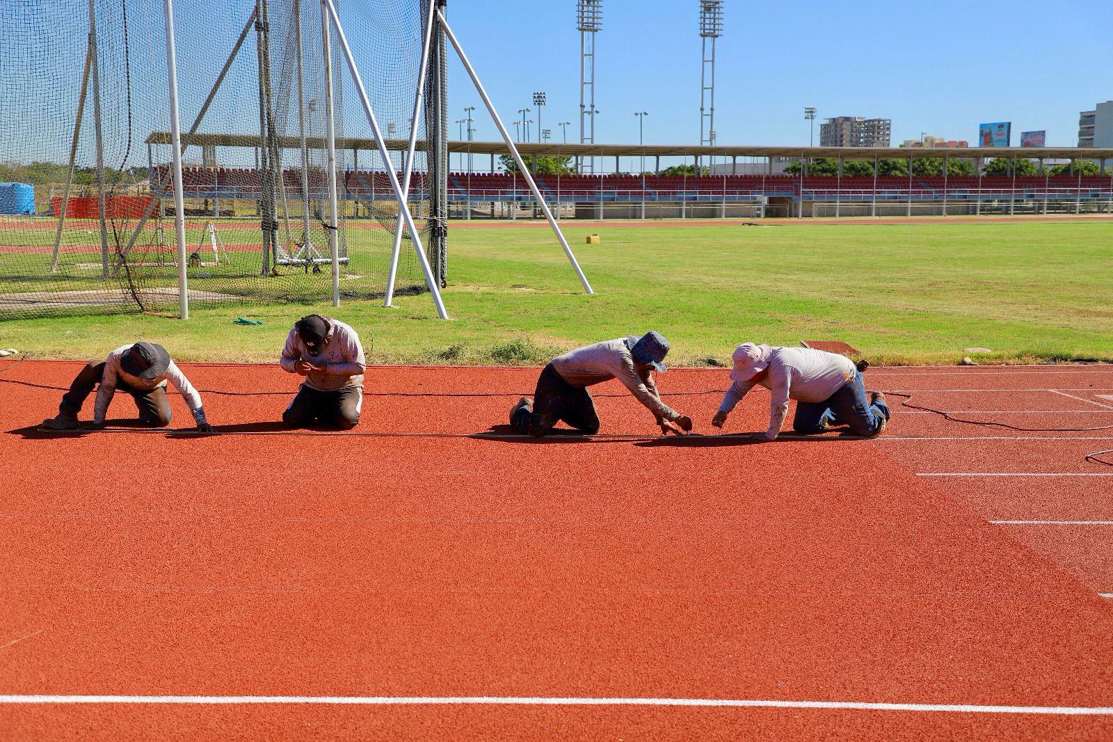 $!Reabrirán este lunes pista de atletismo del CAR