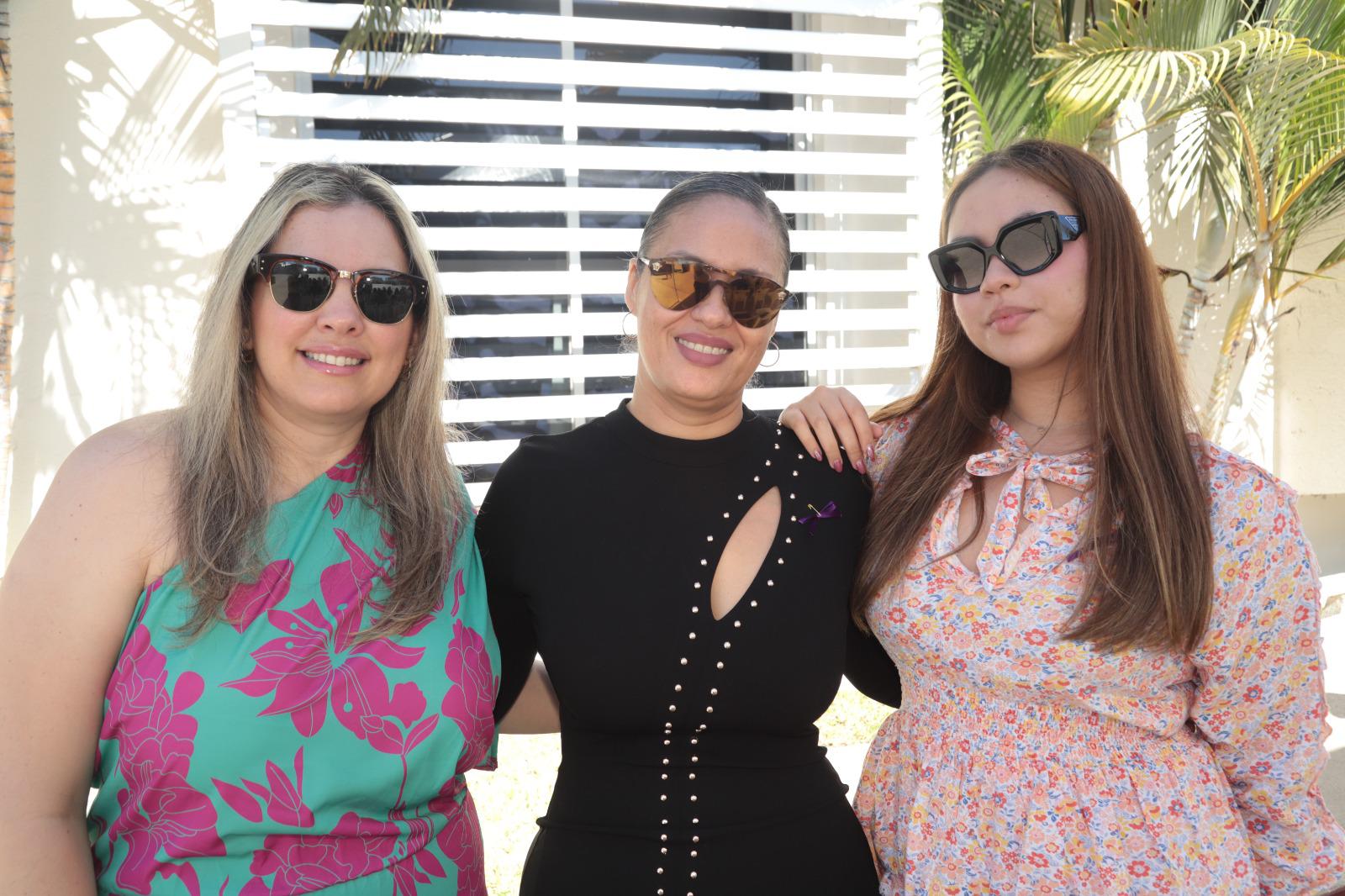 $!Marichuy Gómez, Roselín Siqueiros y Melissa Sarabia.