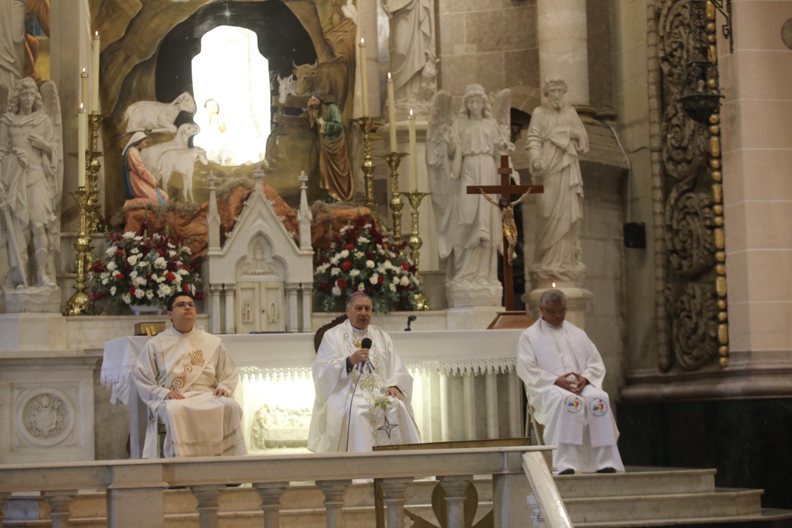 $!Pide Obispo de Mazatlán por la salud del Papa Francisco e invita a participar en toma de ceniza