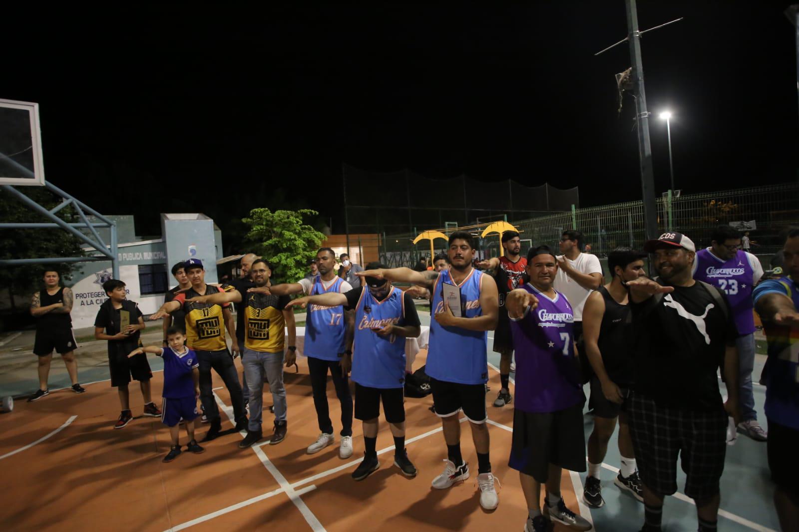 $!Inauguran Torneo de Baloncesto Wolves-I. H. Organic Fruits, en Casa Hogar
