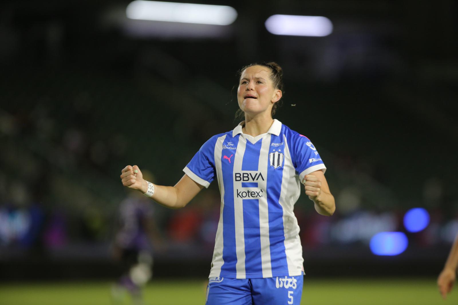 $!Mazatlán fracasa en casa y es goleado por Monterrey