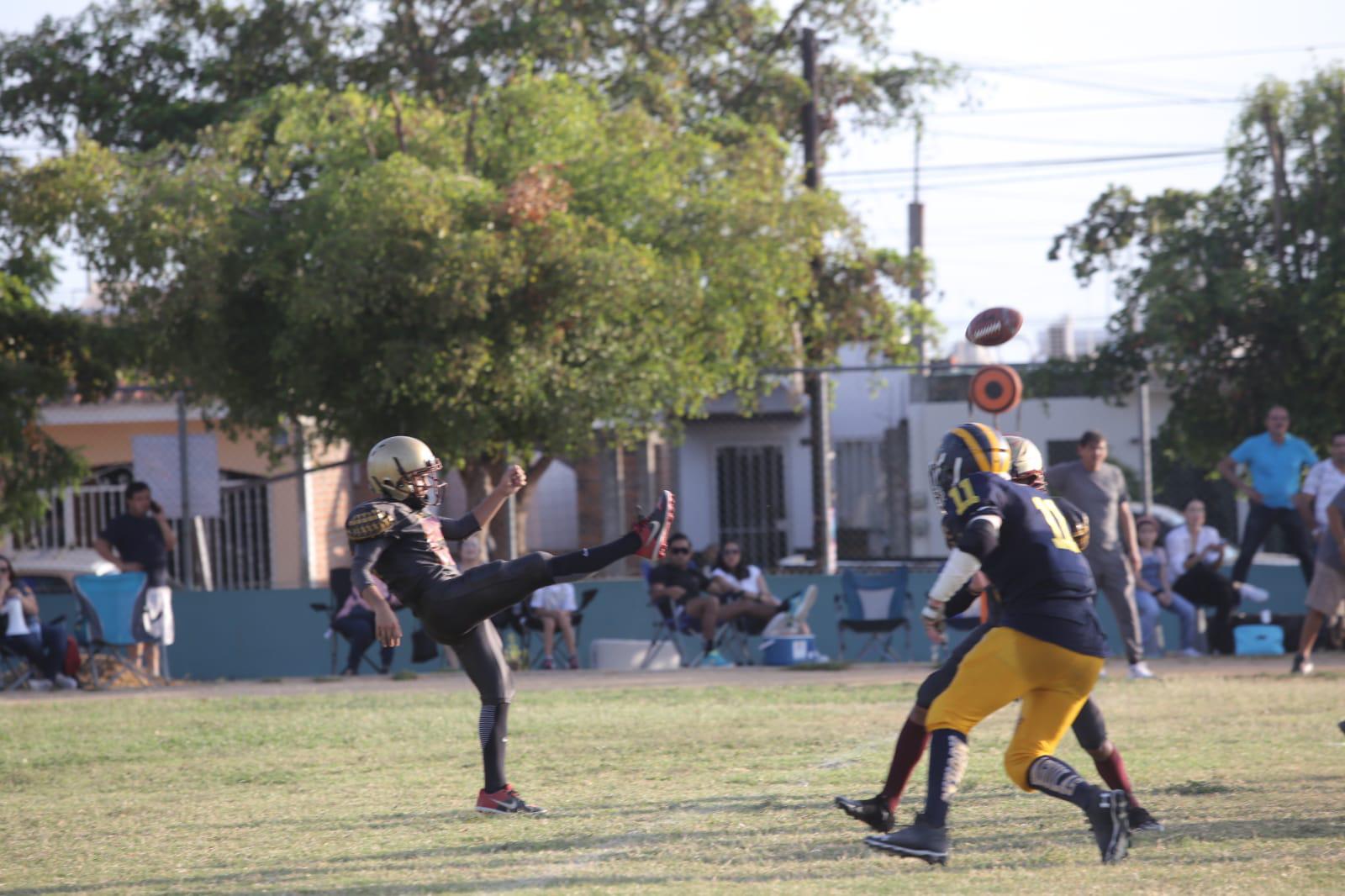 $!Pieles Rojas domina de principio a fin categoría Juvenil Menor