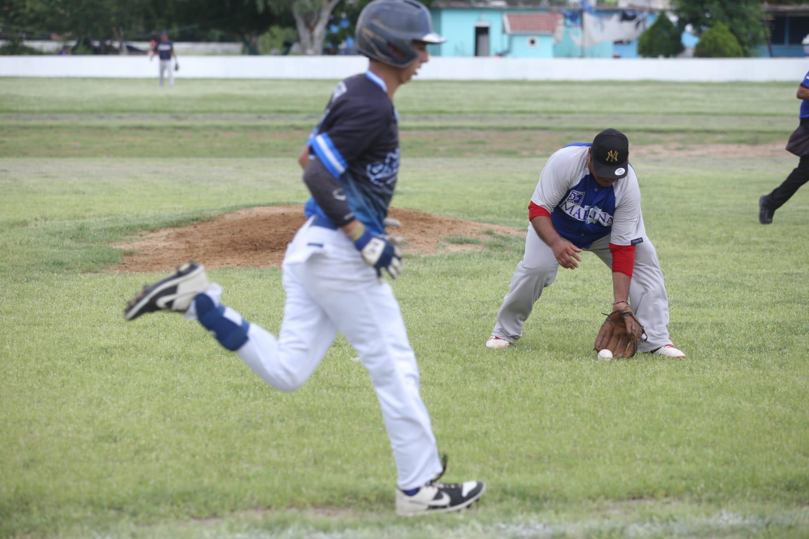 $!Las Higueras sale airoso en compromiso de Liga de Beisbol, en Club Chololos