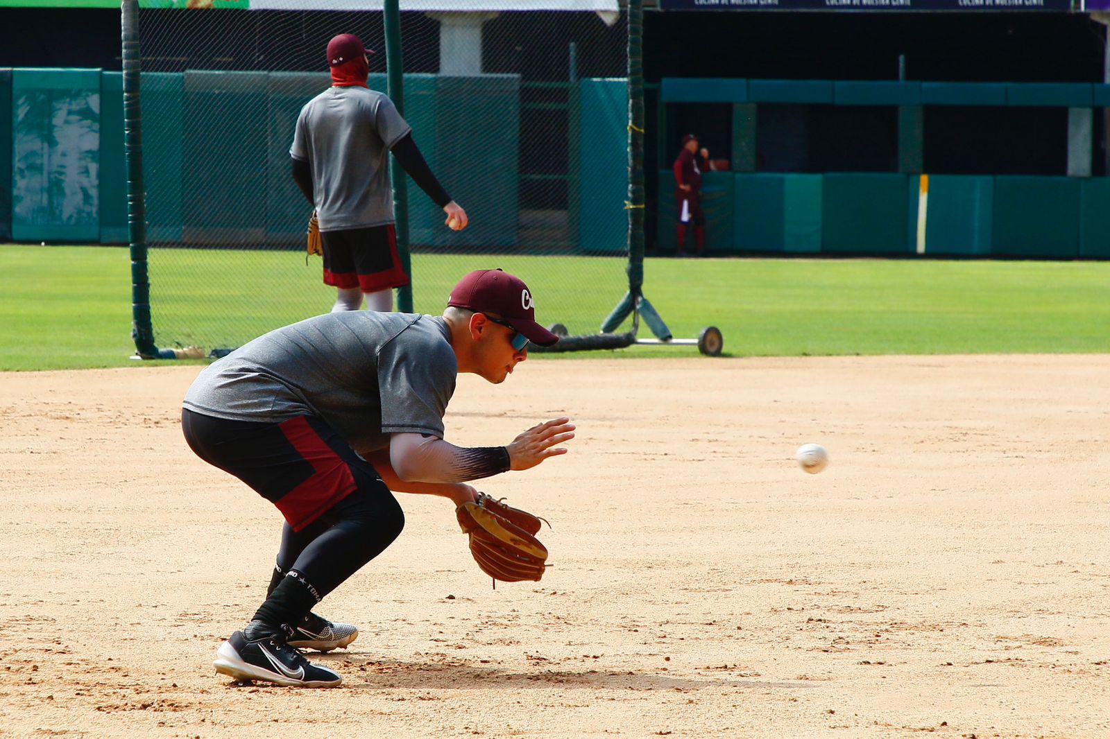 $!Alexis Wilson tiene su primer entrenamiento con Tomateros