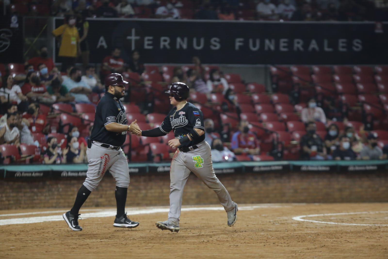 $!Venados de Mazatlán le da un debut triunfal a Robinson Cancel al vencer a Tomateros de Culiacán