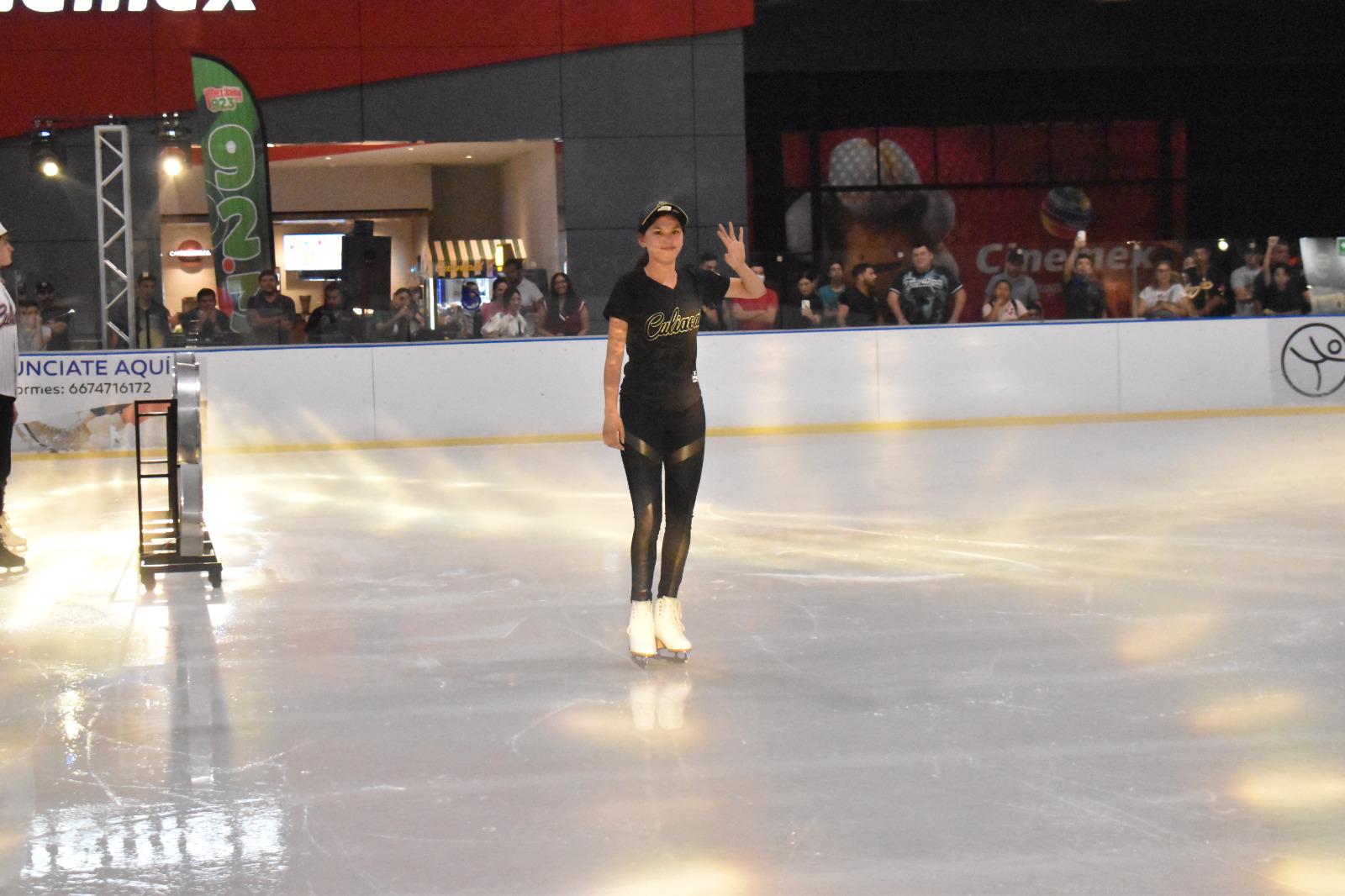 $!Tomateros de Culiacán presenta sus uniformes con espectáculo sobre hielo