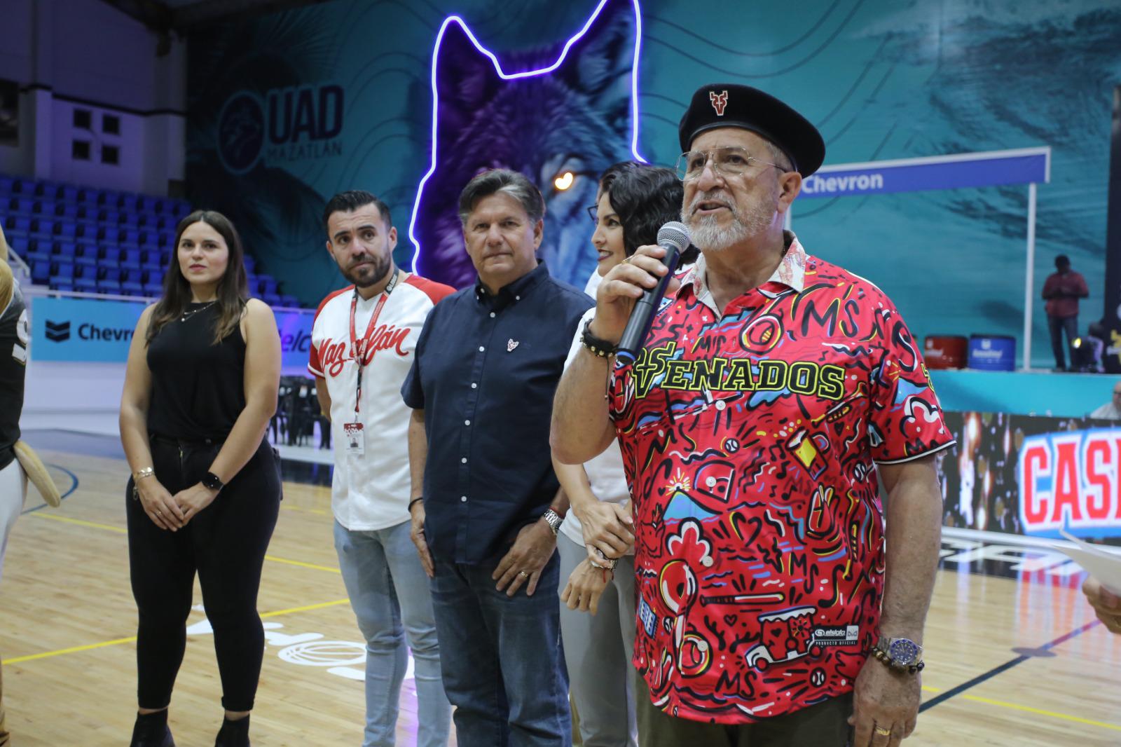 $!Leyendas del basquetbol de Mazatlán son homenajeadas en inauguración del Cibacopa