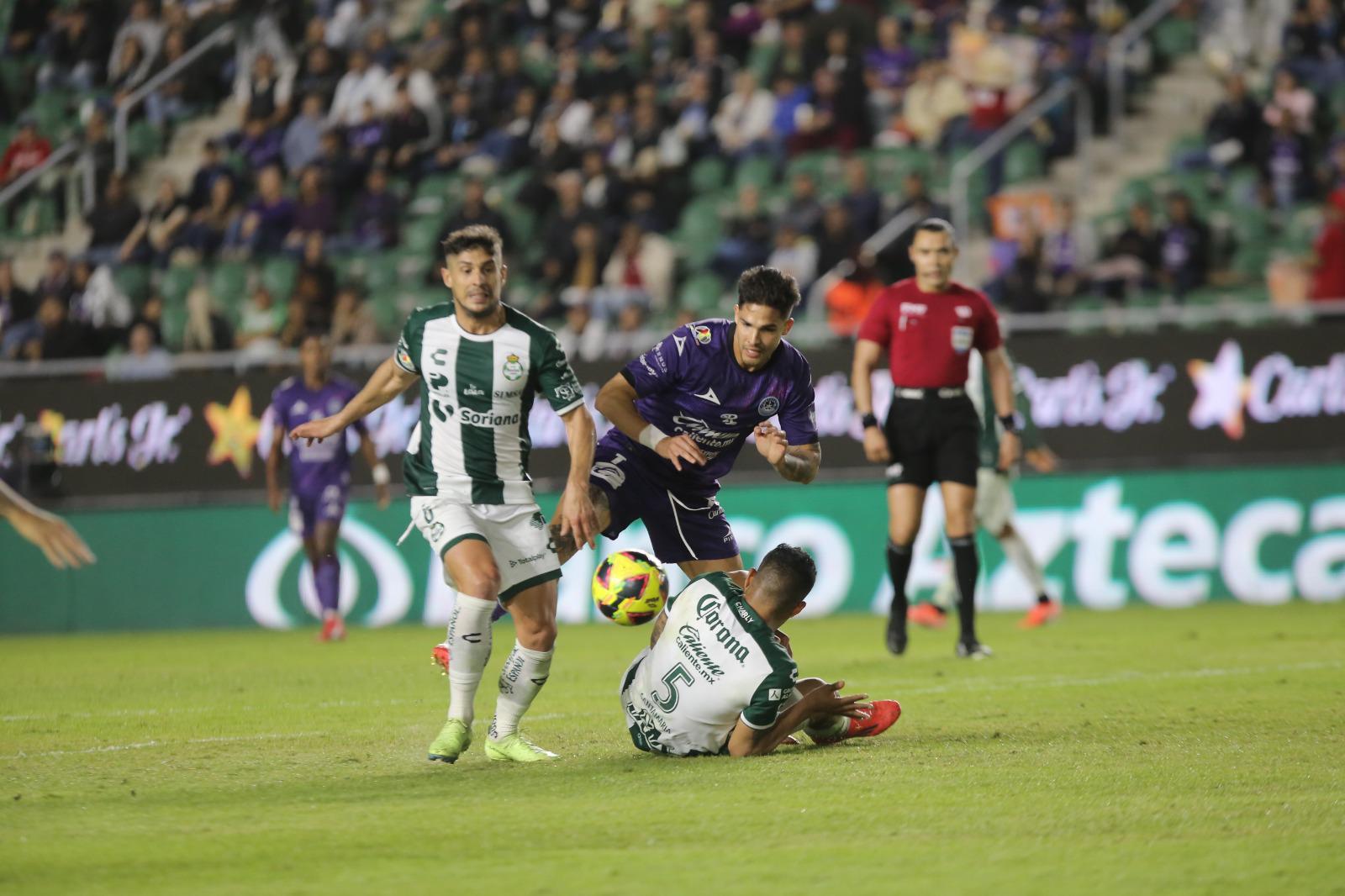 $!Mazatlán FC desaprovecha oportunidades y permite a Santos sumar en el torneo