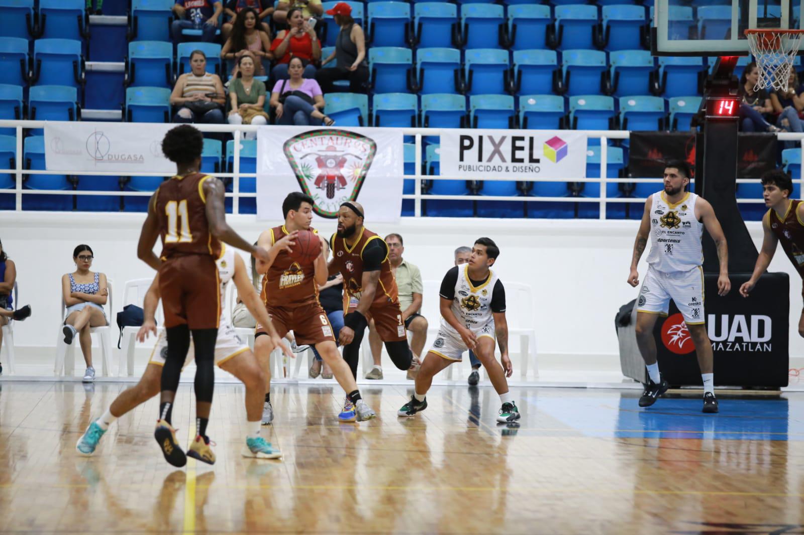 $!Piratas Basketball se queda corto en casa