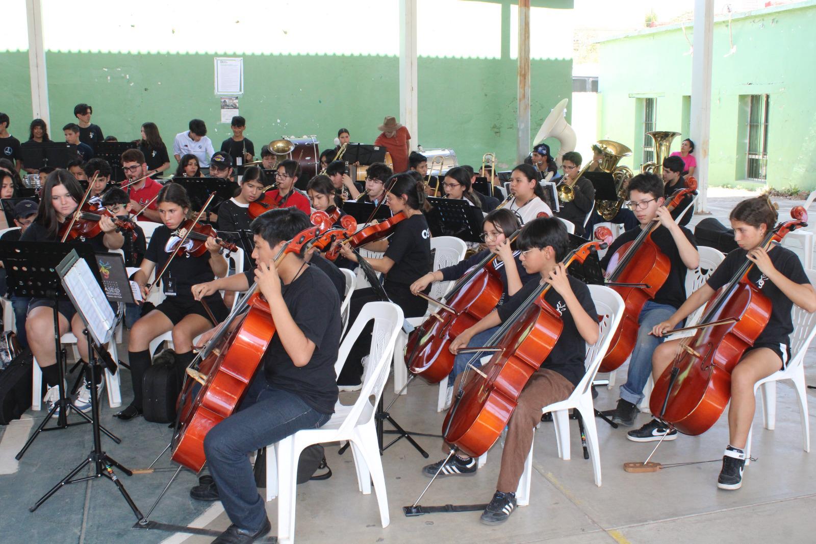 $!En Rosario, se vive la conectividad de orquestas y bandas sinfónicas del sur de Sinaloa