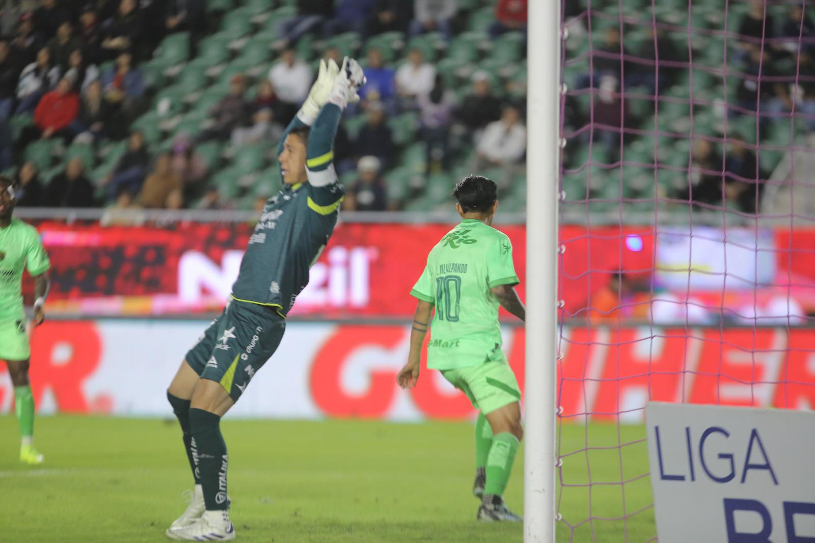 $!Mazatlán FC rescata empate sobre el final ante Juárez