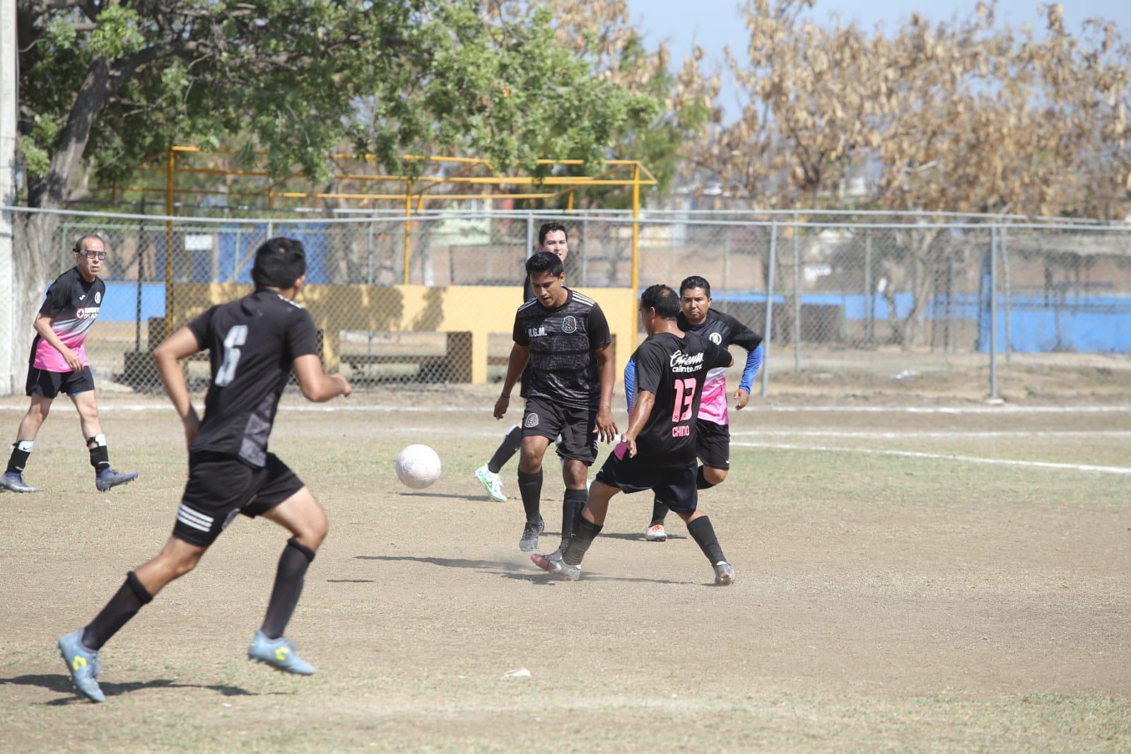 $!Hospital General detona todo su arsenal en el Futbol Intermédicos
